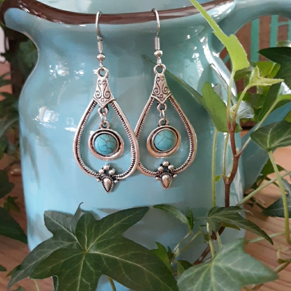 Sunnyouth Jewelry - Faux Turquoise & Silver Boho Earrings